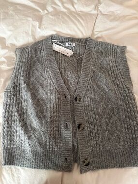 525 America Grey Cable Knit Button Front Vest